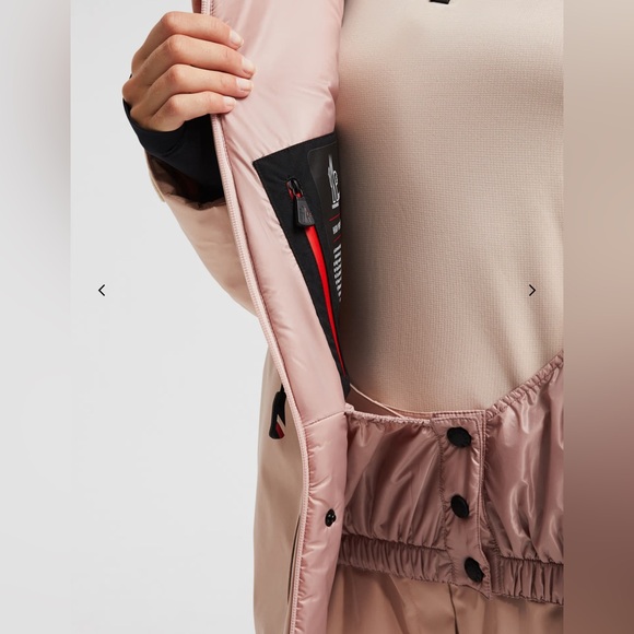 MONCLER
AMPAY GIUBOTTO GORE-TEX PADDED SKI JACKET - Picture 7 of 12